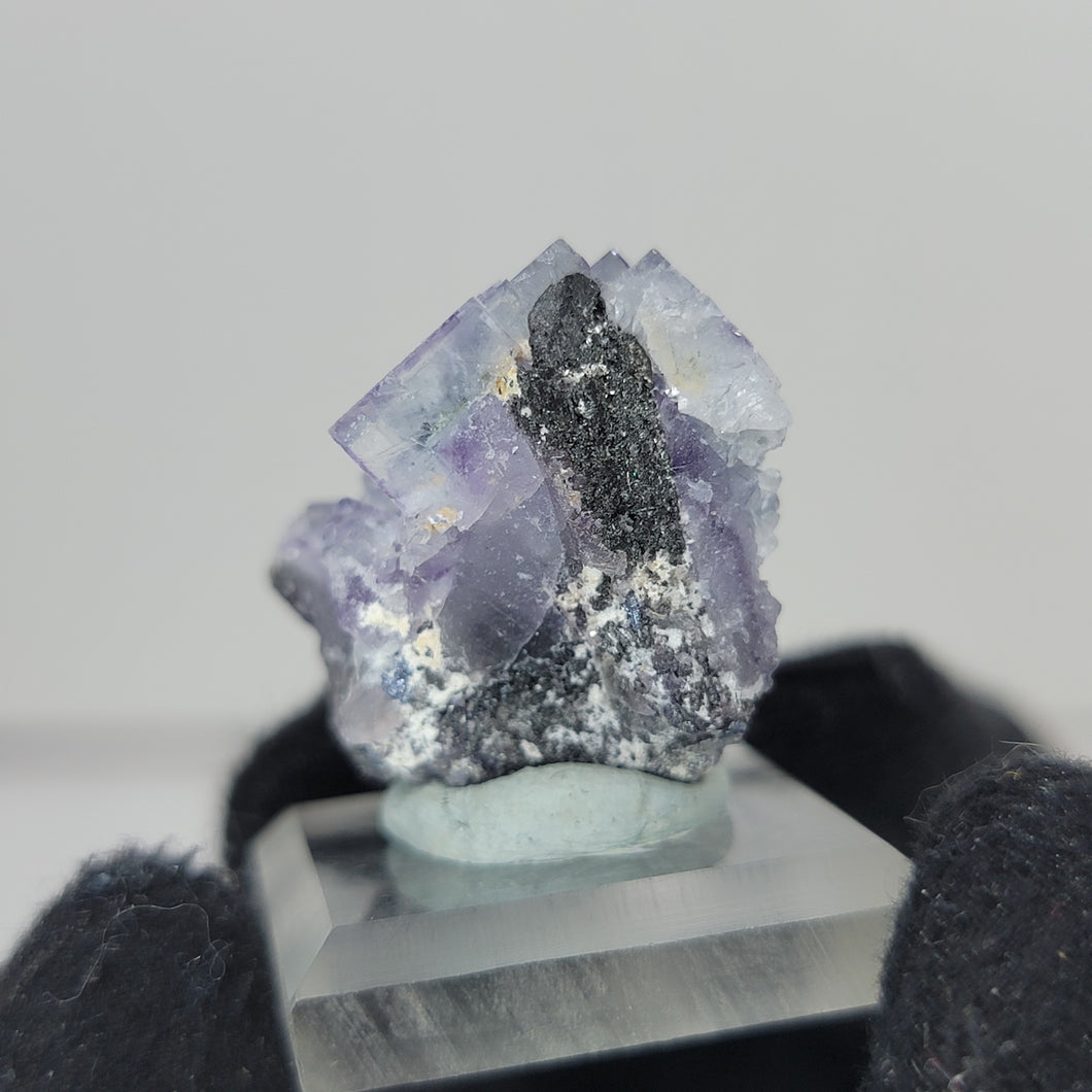 Purple Fluorite from Hunan, China. 10g.