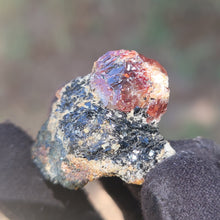 Load image into Gallery viewer, Red Zircon. 28g
