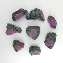 Load image into Gallery viewer, Ruby in Zoisite