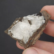 Load and play video in Gallery viewer, Hemimorphite. 34g
