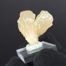 Load image into Gallery viewer, Namibian Calcite Specimen. - The Crystal Connoisseurs
