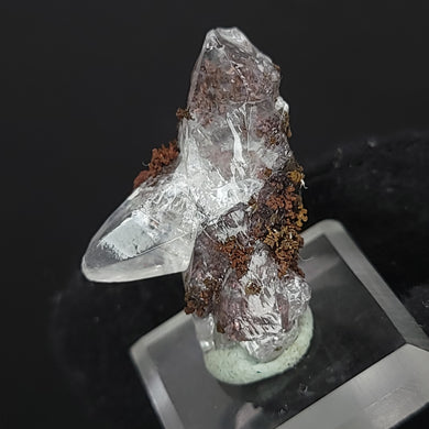 Calcite with Dendritic Native Copper from Mexico. 7.9g - UV Reactive Calcite with Dendritic Native Copper Inclusions. Locale: Zacatecas, Mexico. Weight: 7.92 grams. Dimensions: 30 x 19mm - The Crystal Connoisseurs
