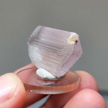 Load image into Gallery viewer, AAA Double Terminated Bi-Color Kunzite. 8.24g - The Crystal Connoisseurs
