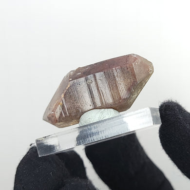 Double Terminated Hematite Quartz. 15g - The Crystal Connoisseurs