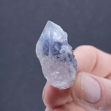 Load image into Gallery viewer, Dumortierite in Quartz. 16g - The Crystal Connoisseurs
