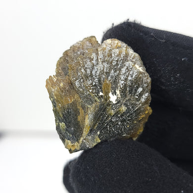 Lustrous Epidote Cluster. 28g. - The Crystal Connoisseurs