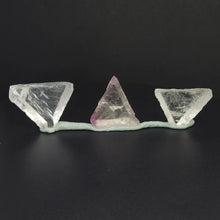 Load image into Gallery viewer, x3 Fluorite from Cave in Rock, Illinois. 17g. - The Crystal Connoisseurs
