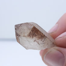 Load image into Gallery viewer, Hematite Quartz. 13.8g - The Crystal Connoisseurs
