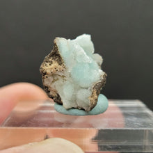 Load image into Gallery viewer, Hemimorphite. 6.4g - The Crystal Connoisseurs
