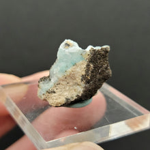 Load image into Gallery viewer, Hemimorphite. 6.4g - The Crystal Connoisseurs
