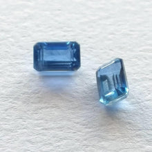 Load image into Gallery viewer, Kyanite - The Crystal Connoisseurs

