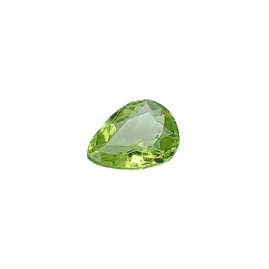 Peridot Facet. Pear. 0.9ct - The Crystal Connoisseurs