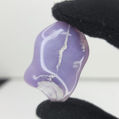 Purple Chalcedony from Sheeps Crossing, AZ. 11g. - The Crystal Connoisseurs