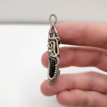 Load image into Gallery viewer, Purple Labradorite Pendant. - The Crystal Connoisseurs
