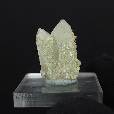 Quartz with Calcite. 5g - The Crystal Connoisseurs