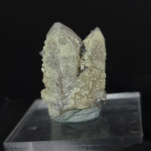 Load image into Gallery viewer, Quartz with Calcite. 5g - The Crystal Connoisseurs
