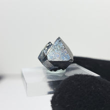 Load image into Gallery viewer, Rainbow Magnetite. 7g
