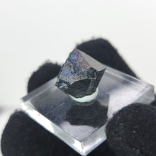 Load image into Gallery viewer, Rainbow Magnetite. 5g
