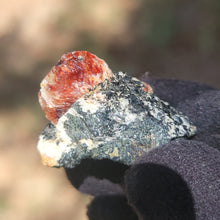 Load image into Gallery viewer, Red Zircon. 28g
