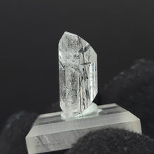 Load image into Gallery viewer, Rutilated Quartz. Facet, Rectangle. 25ct - The Crystal Connoisseurs
