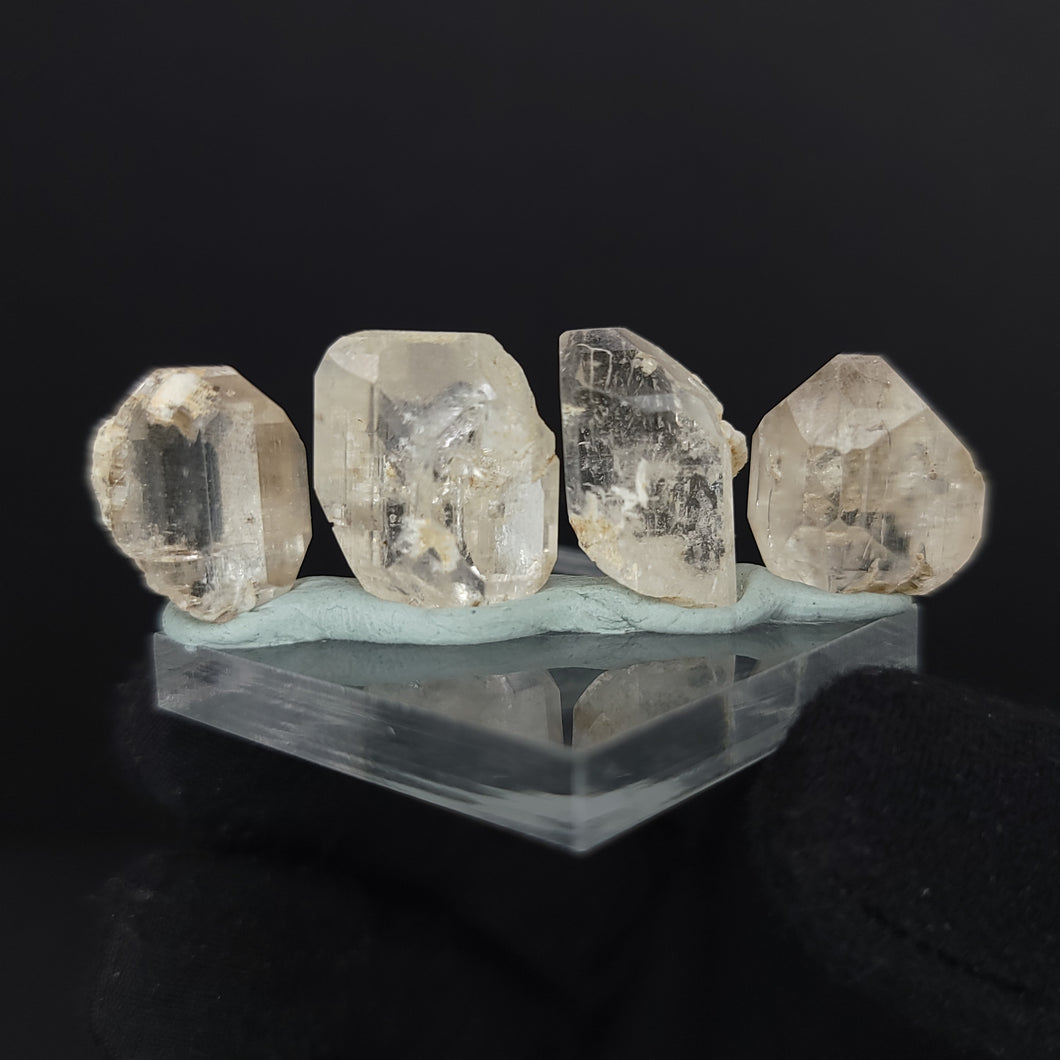 x4 Topaz Crystals. 20g - The Crystal Connoisseurs