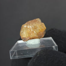 Load image into Gallery viewer, Winchite Specimen. 4g - The Crystal Connoisseurs
