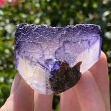 Load image into Gallery viewer, Elmwood Fluorite - The Crystal Connoisseurs

