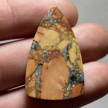 Load image into Gallery viewer, Maligano Jasper - The Crystal Connoisseurs
